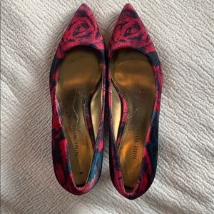 Velvet rose kitten heels